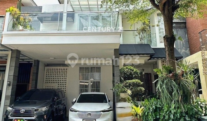 Dijual Rumah Cantik Hommy dengan Kondisi Furnished di Discovery