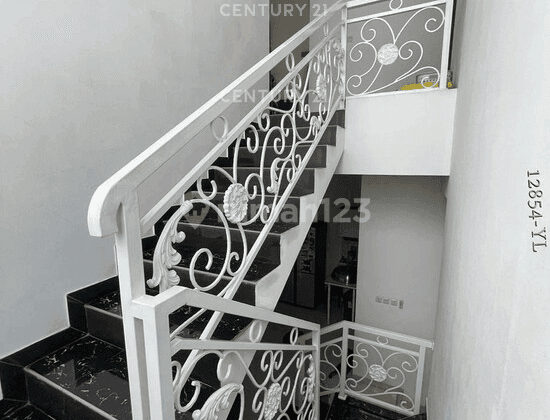 Dijual Rumah 2 Lantai Dlm Townhouse Di KebagusanPasar Minggu 2