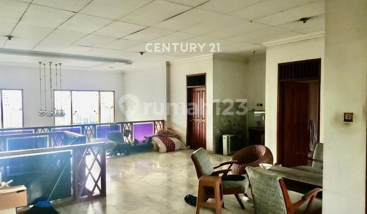 Dijual Rumah dan Tempat Usaha di Lokasi Sangat Strategis 2