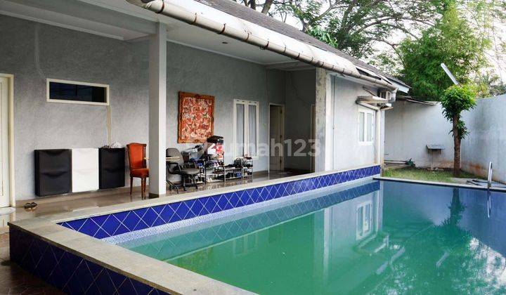 Rumah Puri Bintaro Jaya Ada Kolam Renang Asri Dan Nyaman di Sek.9 1