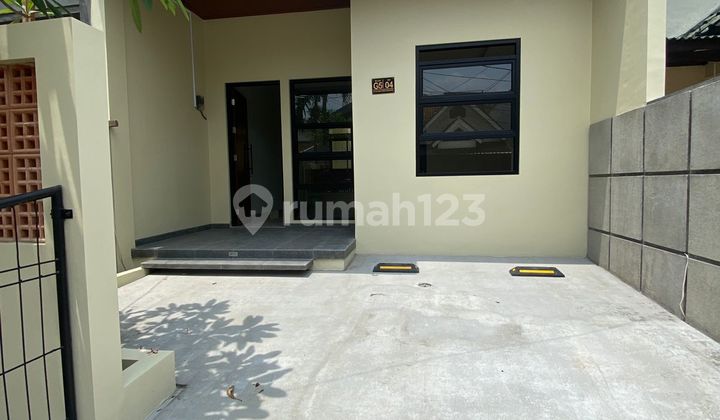 Disewakan Rumah Baru Bagus dan Murah Nyaman Dalam Cluster