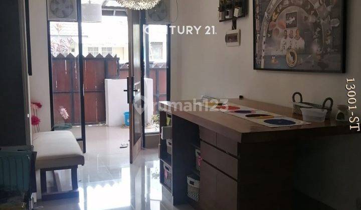 Dijual Rumah Hommy  Apik Di Sektor 9 Bintaro 2