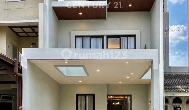 Dijual Rumah Cakep Siap Huni Row Jalan Lebar di Pondok Indah Dijual Rumah Cakep Siap Huni Row Jalan Lebar di Pondok Indah