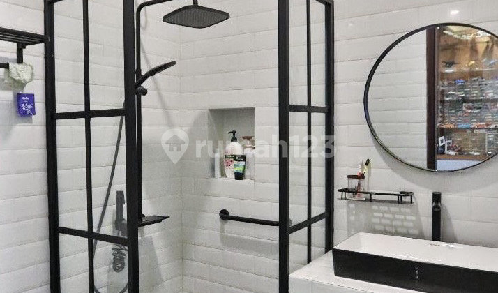 Dijual Rumah Cakep Siap Huni Row Jalan Lebar di Pondok Indah Dijual Rumah Cakep Siap Huni Row Jalan Lebar di Pondok Indah