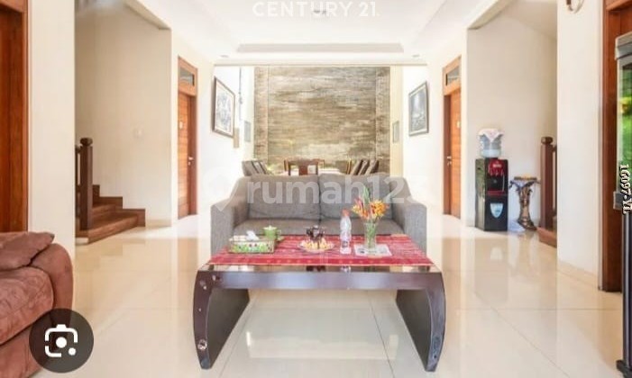 Dijual Rumah Dgn Lahan Luas di Daerah Elit Kota Denpasar Timur 2