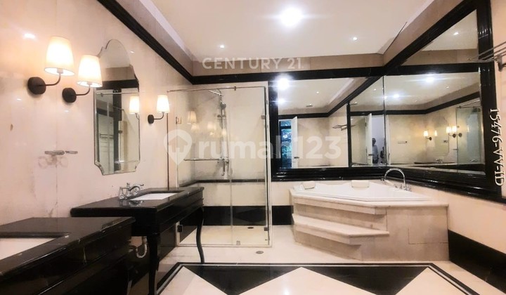 Dijual Rumah Mewah Siap Huni di Kawasan Elite Dekat Pasar Santa