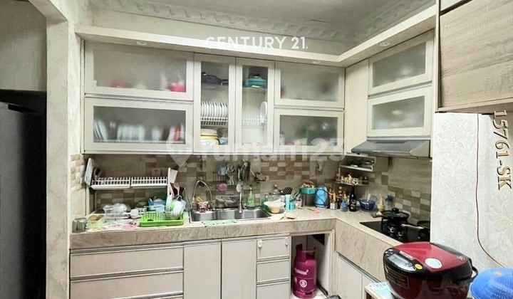 Dijual Rumah Akses Jalan Lebar Dalam Cluster De Latinos Bsd 2