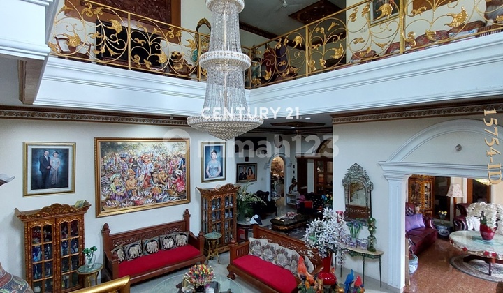 Rumah Mewah Dalam Perumahan yang Asri dan Strategis Dekat Stasiun 2