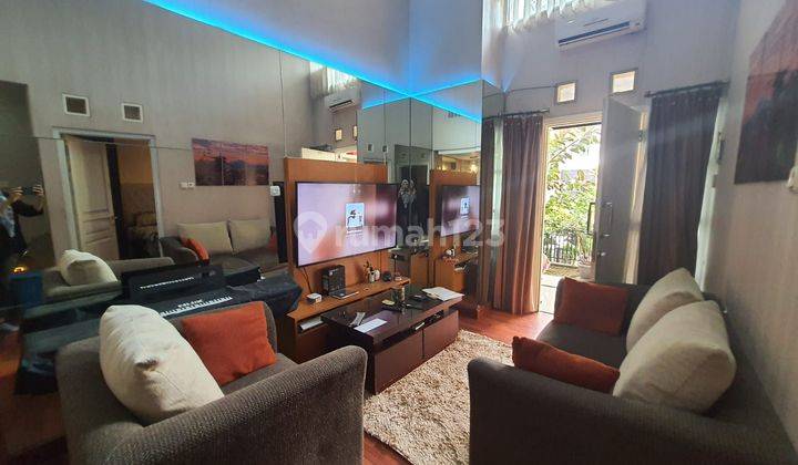 Rumah Cantik Minimalis 1.5 Lantai Full Furnished Siap Huni Murah  2