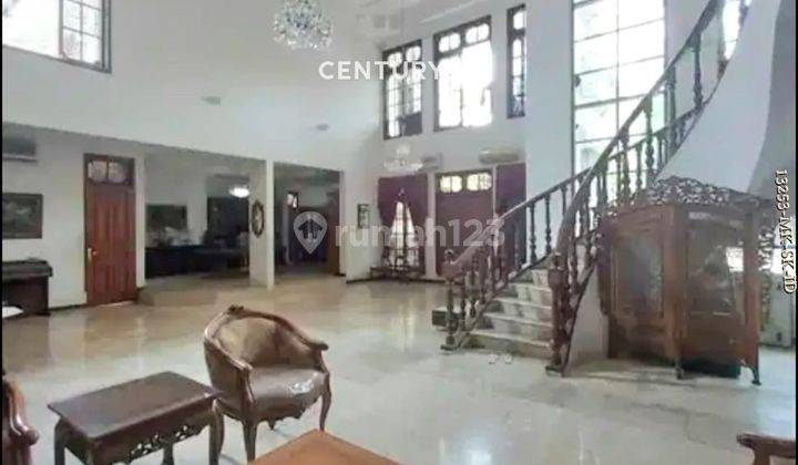 Dijual Cepat Rumah Tanah Luas Ada Swimming Pool Di Pondok Indah 2