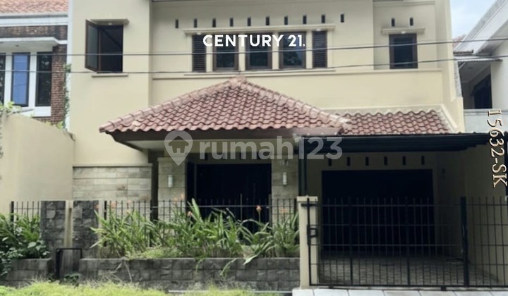 Dijual Rumah 2 Lantai Depan Taman di Lebak Bulus