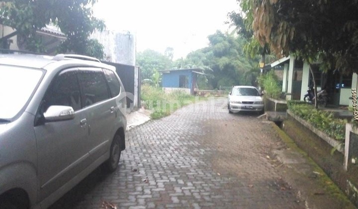 Dijual Murah Rumah 2 Lantai di Bukit Nusa Indah 2