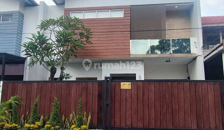 Rumah Mewah Secondary Dalam Komplek Bintaro Jaya Sektor 9 2