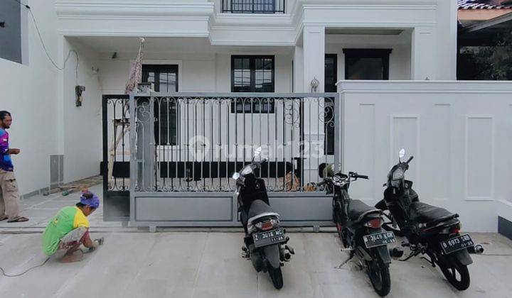 Rumah Baru Modern Classic Siap Huni Tanah Luas Di Griya Loka Bsd 1