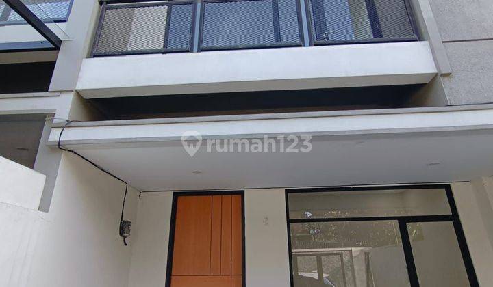 Rumah Baru 2 Lantai Siap Huni Hanya 5 Menit Ke Toll Joglo 2