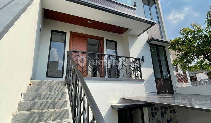 DIJUAL RUMAH MODERN SIAP HUNI DI KALIBATA JAKARTA SELATAN 2