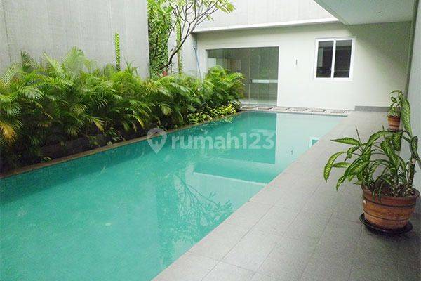 Modern House For Rent Sewa At Senopati Kebayoran Baru 08176881555 1