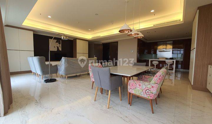 Apartement Apartemen Botanica Simprug 3 Br Furnished Baru  1