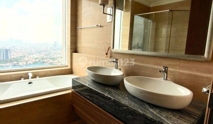 Apartement Apartemen Botanica (Simprug) 4 BR Unfurnished Baru 2