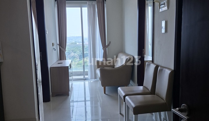 Puri Mansion Apartment, Tower C, 7th Floor, Stunning Complete View.