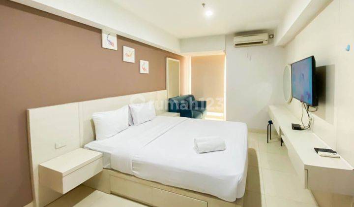 Studio Furnished Apartemen Warhol Residence 2