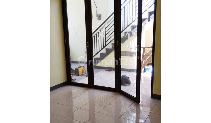 5BR House at K.H. Mansyur Bandung By Travelio Realty 2