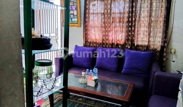 Comfy 2BR House at TB Simatupang Ciracas By Travelio Realty 2