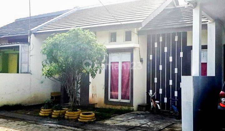 Cozy Living 2BR House at Jawa V Bekasi By Travelio Realty 1