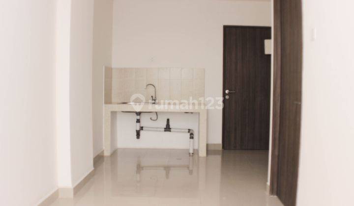 2br Unfurnished At Sunter Icon Apartment By Travelio 5