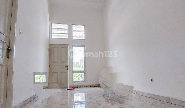 Homey Living 2br House At Kota Sutera By Travelio Realty 2