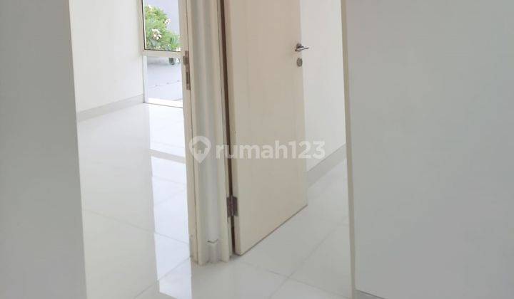 3BR/4BR House at Grand Pakuwon Surabaya By Travelio Realty 32