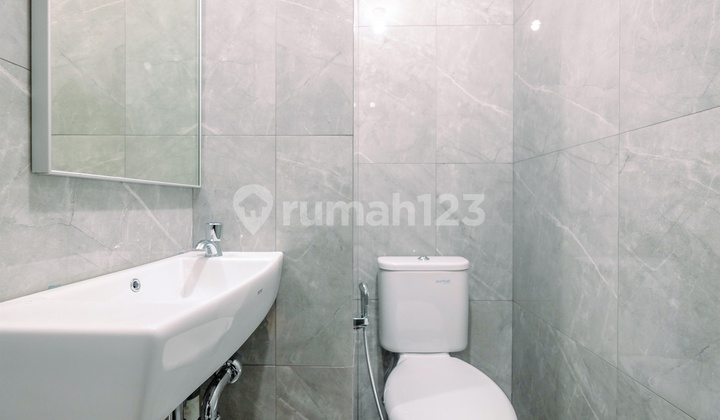 Studio Furnished/Unfurnished at Sayana Apartment By Travelio 19