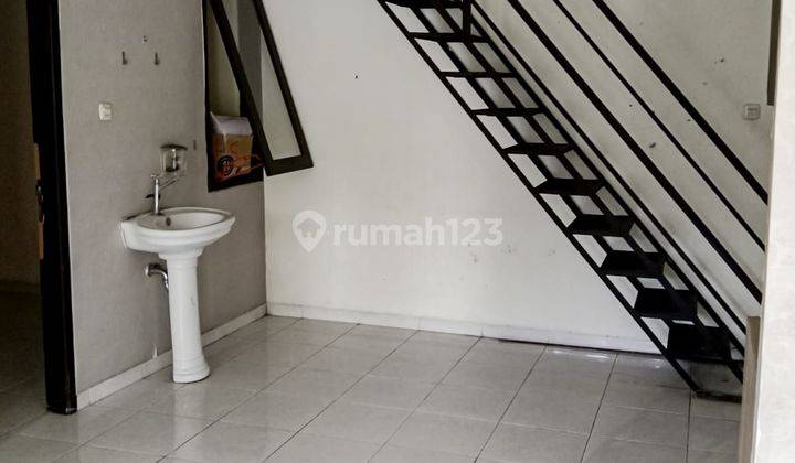 Spacious 4br House At Perumahan Maharaja By Travelio Realty 4