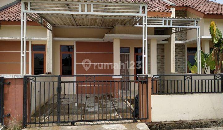 Cozy Living 2br House At Pesona Karang Bahagia By Travelio Realty 1