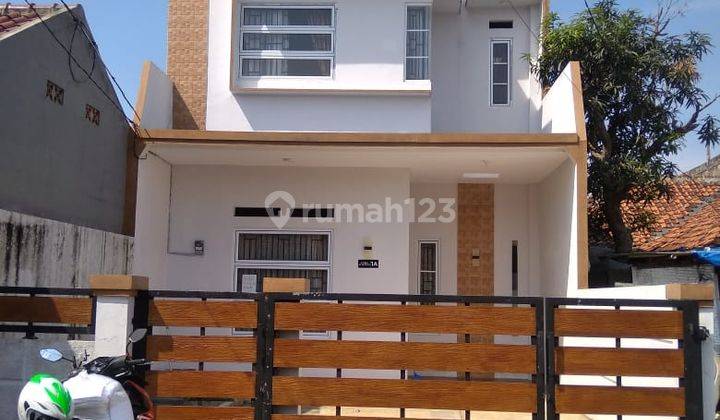 Spacious 4BR House at Curugmekar By Travelio Realty 1