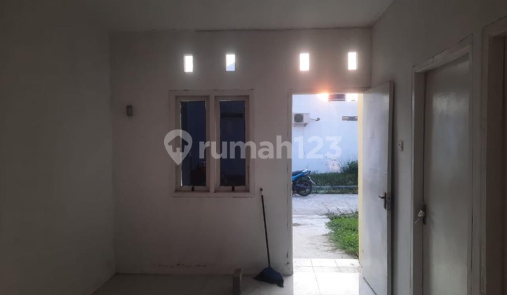 Cozy Stay 2BR House at Perumahan Taman Mulya Angkasa By Travelio Realty 6
