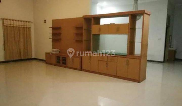Spacious 4BR House at Kompleks IDI By Travelio Realty 4