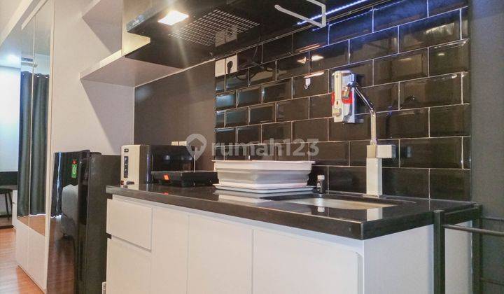 Studio Furnished At Mataram City Apartment By Travelio 21