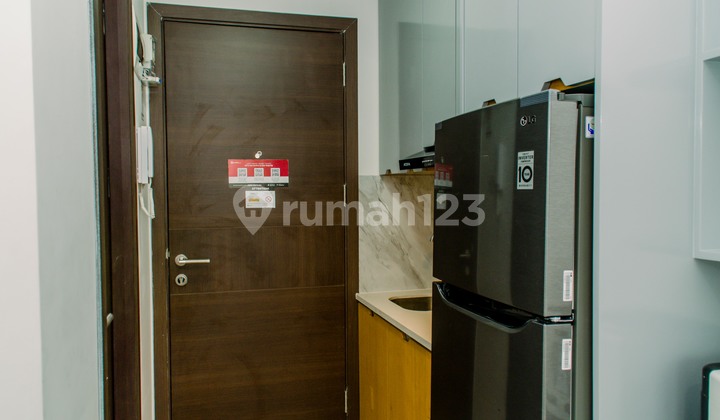 Studio Furnished/Unfurnished At Pacific Garden Apartment Alam Sutera By Travelio 30