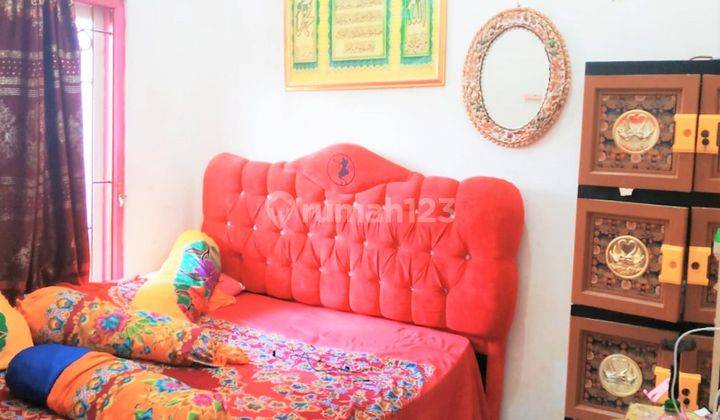 4BR Furnished House at Perum Pondok Indraprasta By Travelio Realty 4
