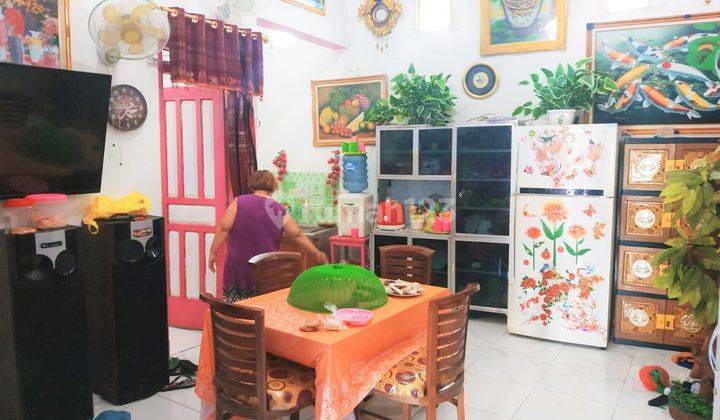 4BR Furnished House at Perum Pondok Indraprasta By Travelio Realty 7