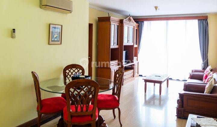 2BR Fully Furnished at Red Top Apartment By Travelio 19
