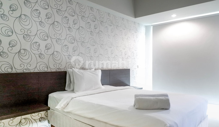 Studio Room Apartment At The Square Surabaya By Travelio 12