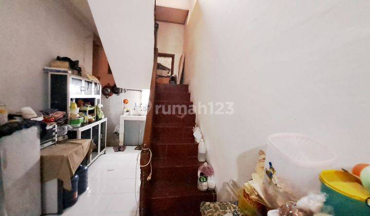 4br 7br House At Swasembada Timur By Travelio 14