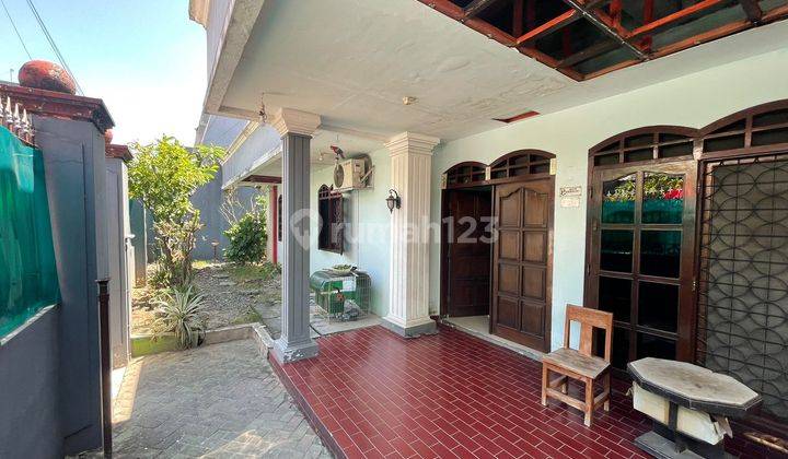 12br House At Pakis Tirtosari By Travelio Realty 5
