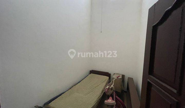 12br House At Pakis Tirtosari By Travelio Realty 28