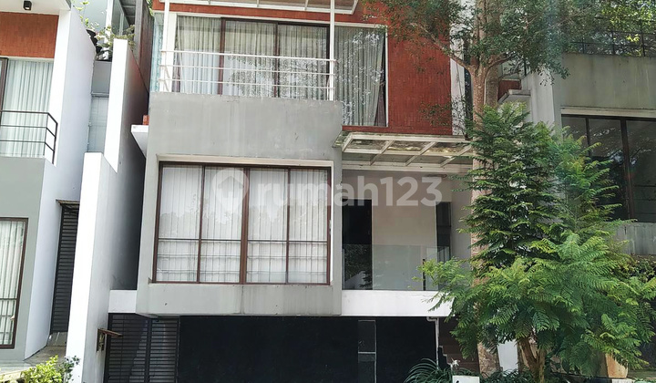 4br House At Pramestha Resort Town By Travelio Realty 14