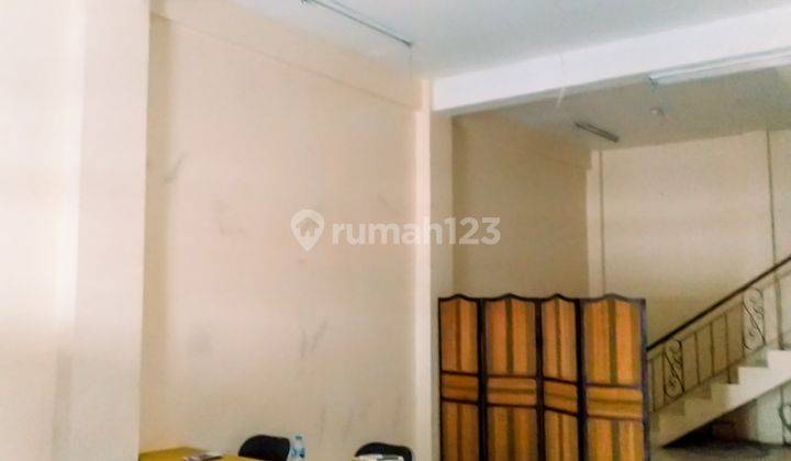 3 storey Unfurnished Ruko At Suncity Square By Travelio Realty 4