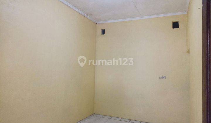 Unfurnished 2br House At Delima Raya By Travelio Realty 4