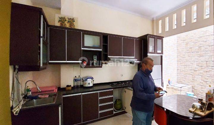 2br 3br House At Paradise Serpong City By Travelio 8